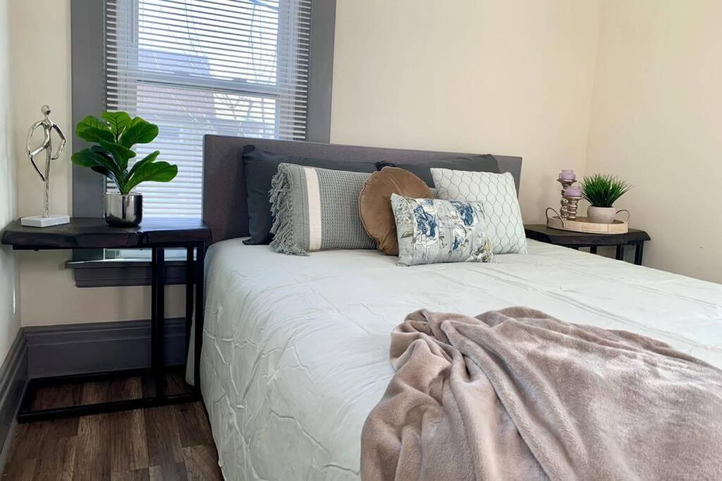 6Br Retreat-Great For Reunions And Getaways Minutes From Niagara Falls Zewnętrze zdjęcie